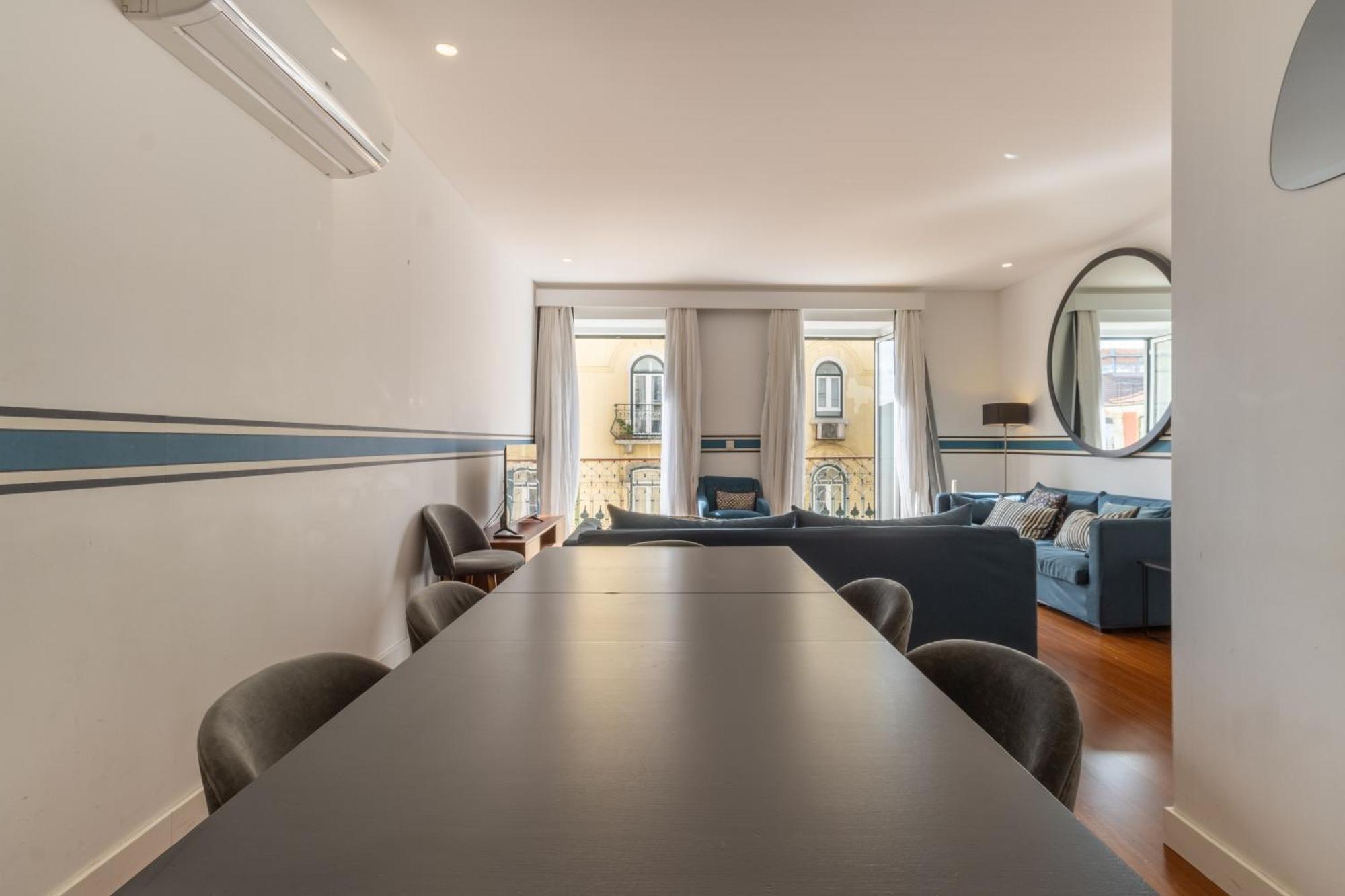 Modern 3Br, Terrace, Ac/Heating & Self Check-In Appartement Lissabon Buitenkant foto