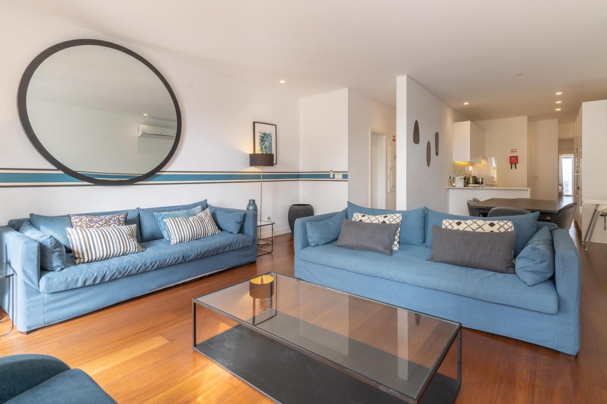 Modern 3Br, Terrace, Ac/Heating & Self Check-In Appartement Lissabon Buitenkant foto