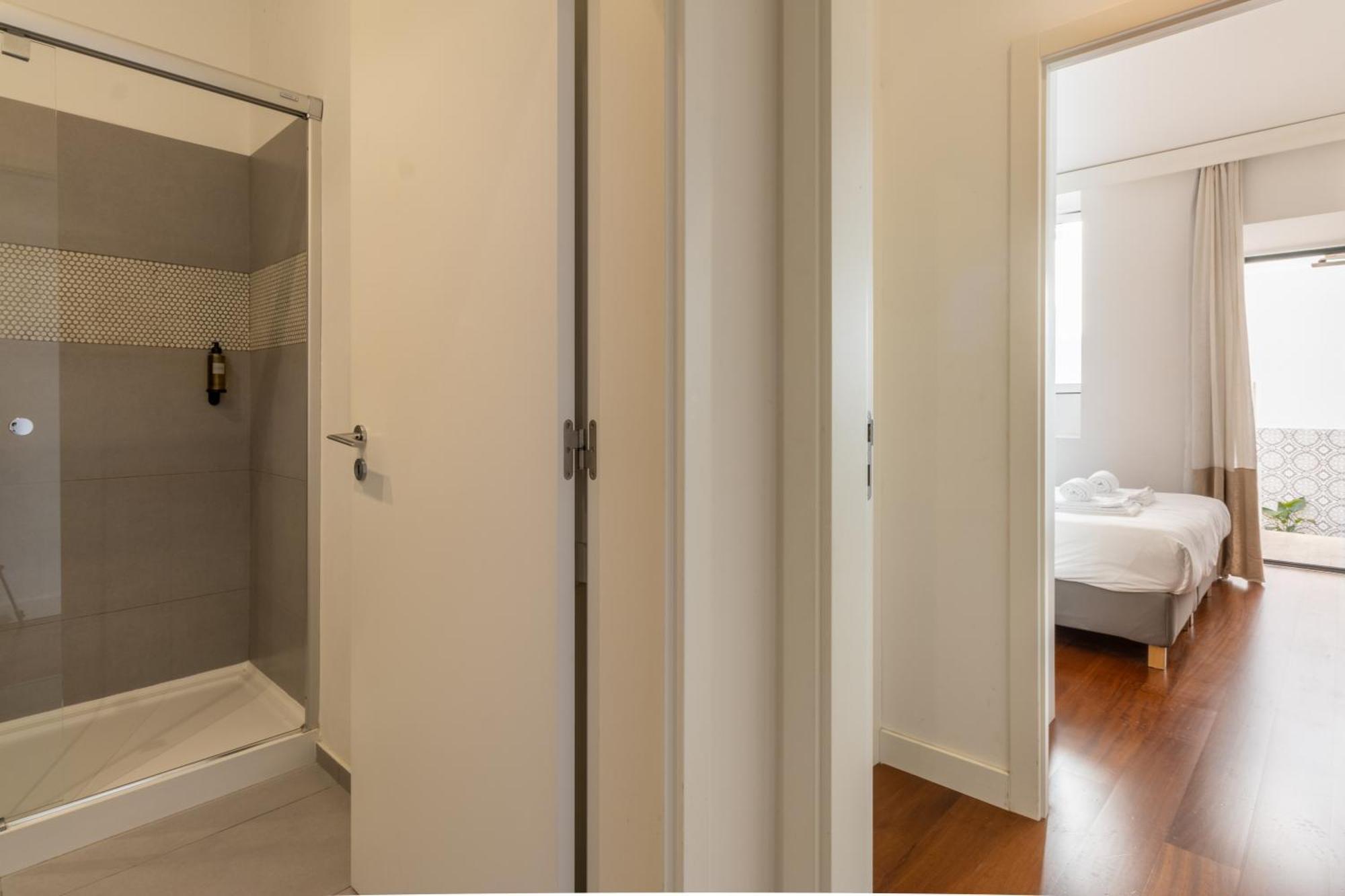 Modern 3Br, Terrace, Ac/Heating & Self Check-In Appartement Lissabon Buitenkant foto