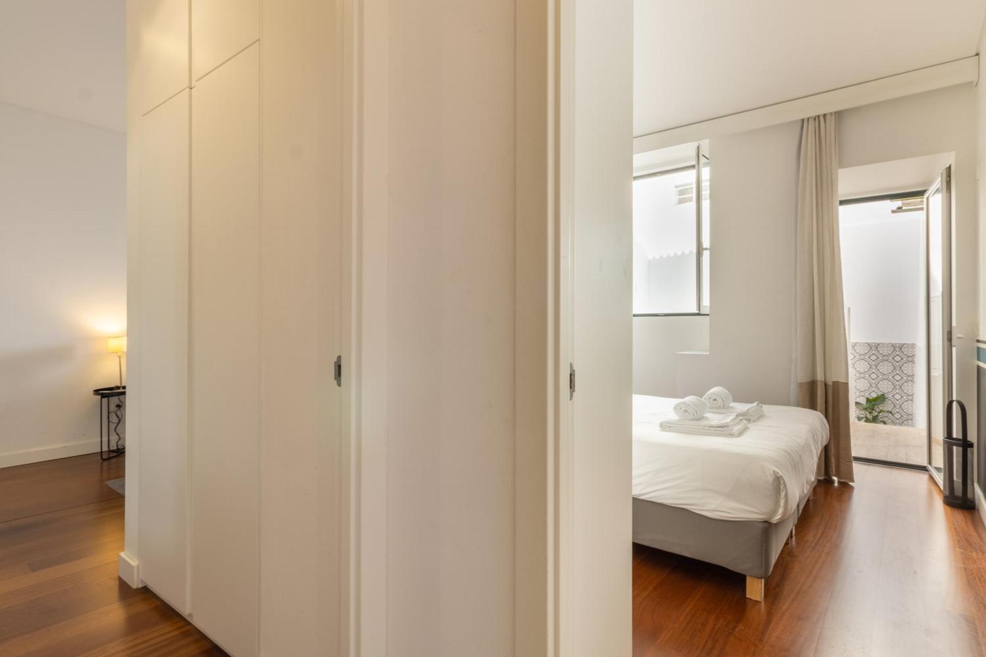 Modern 3Br, Terrace, Ac/Heating & Self Check-In Appartement Lissabon Buitenkant foto